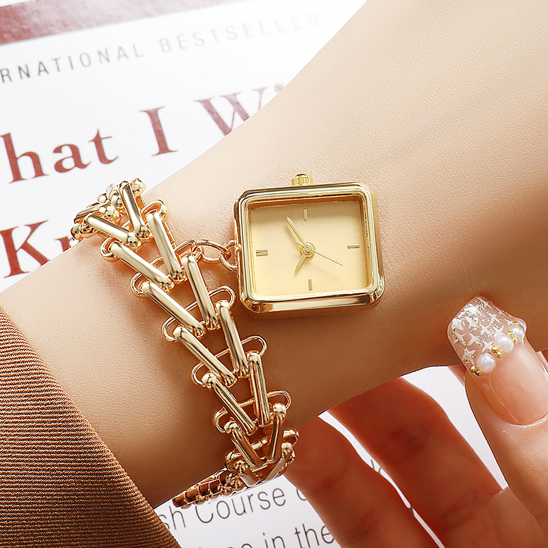 Watch Triangle Luxury - Damen-Quarzuhr, leichter Luxus, Weizenähren-Dreieck-Kettenanhänger, Damen-Armbanduhr, beliebte