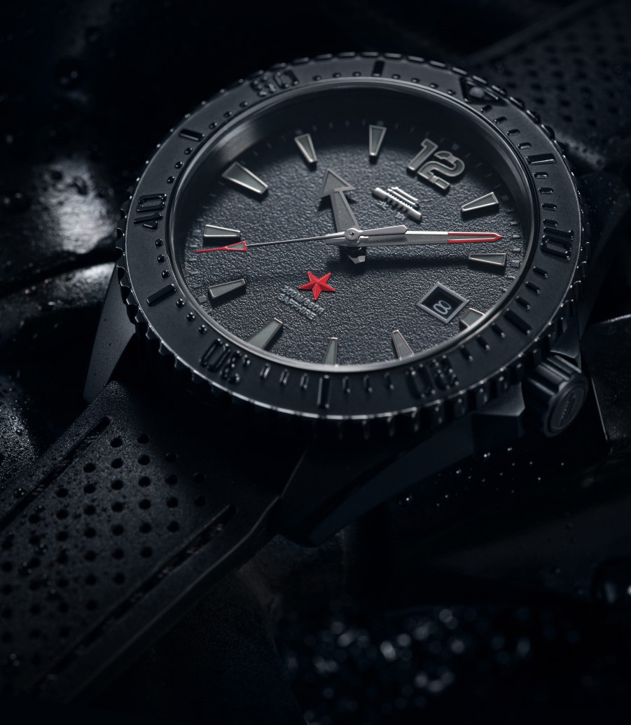 Beijing Dark Black Diver 200M  – Luxury Watch In China Bewertung und Preis